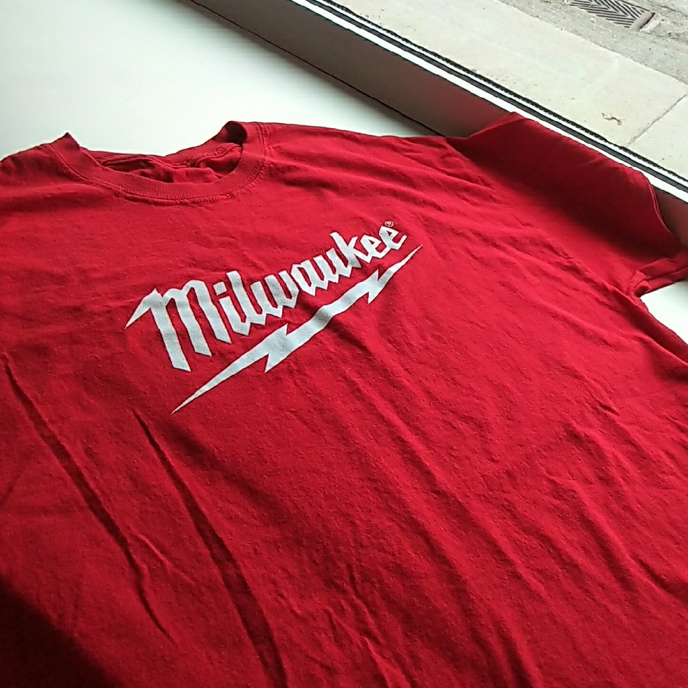 Milwaukee Red Short Sleeve T‑Shirt - Logo Crew Neck